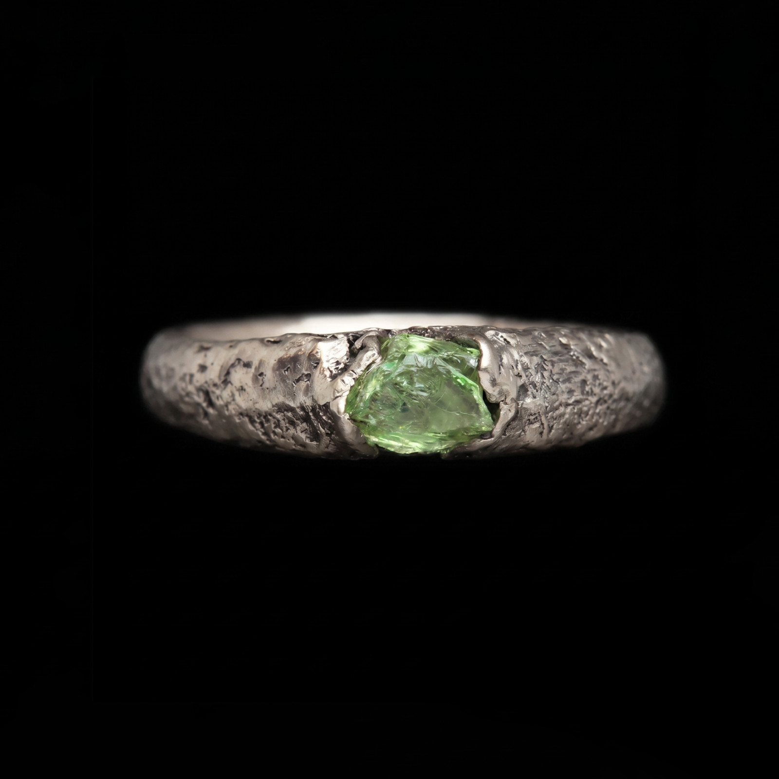 Raw Peridot Vintage Signet Mens Ring, 925 Sterling Silver Handmade Artisan Ring