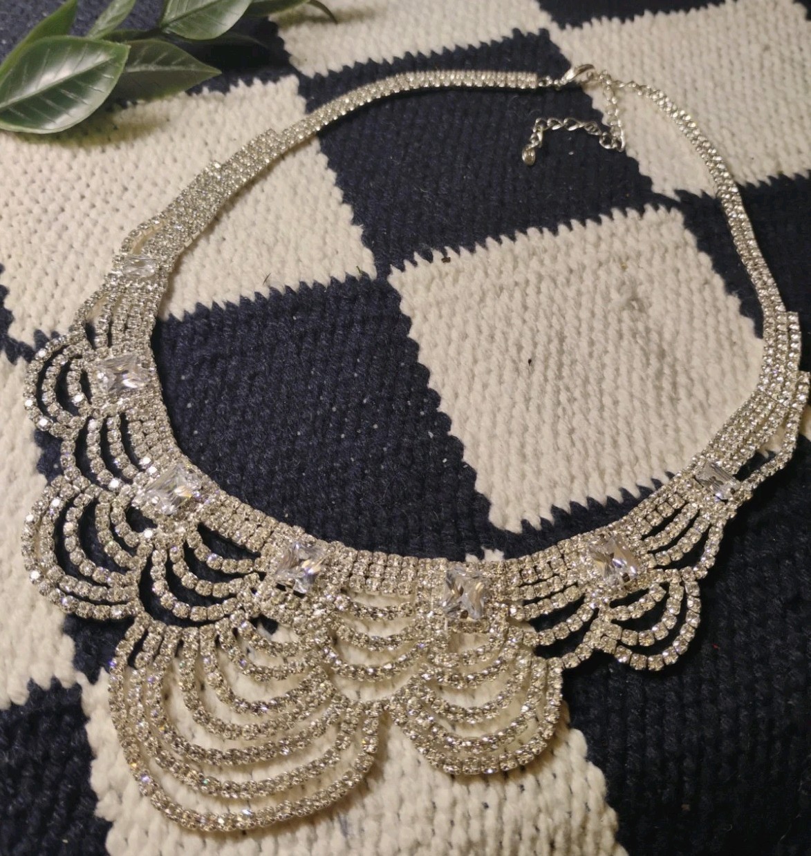 Fancy PREMIER DESIGNS Scallop Drape Rhinestone 14″+ Formalwear, Prom Necklace!