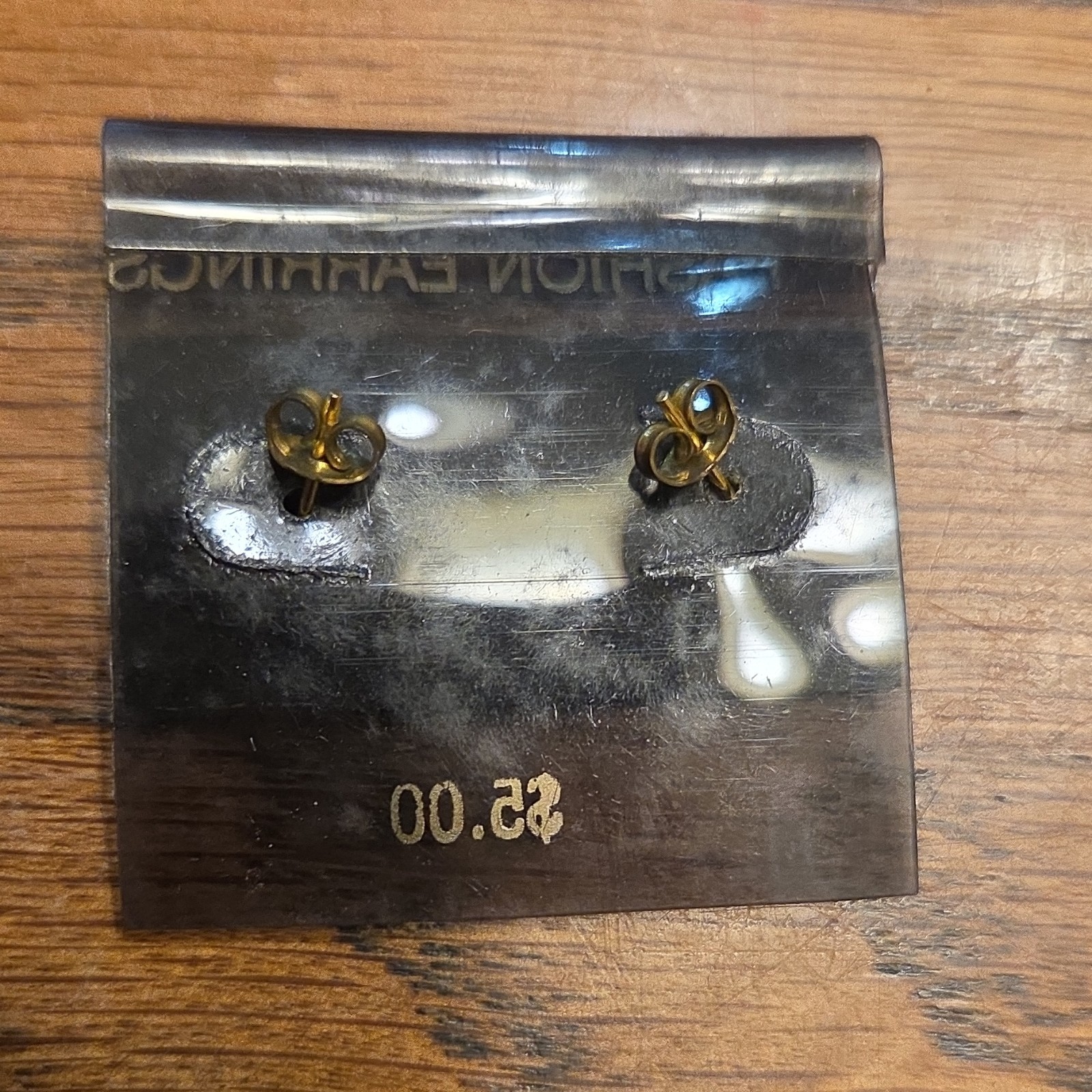 Gold Tone Twisted Bar Dangle Stud Earrings Butterfly Closure No Stone Metal (5)