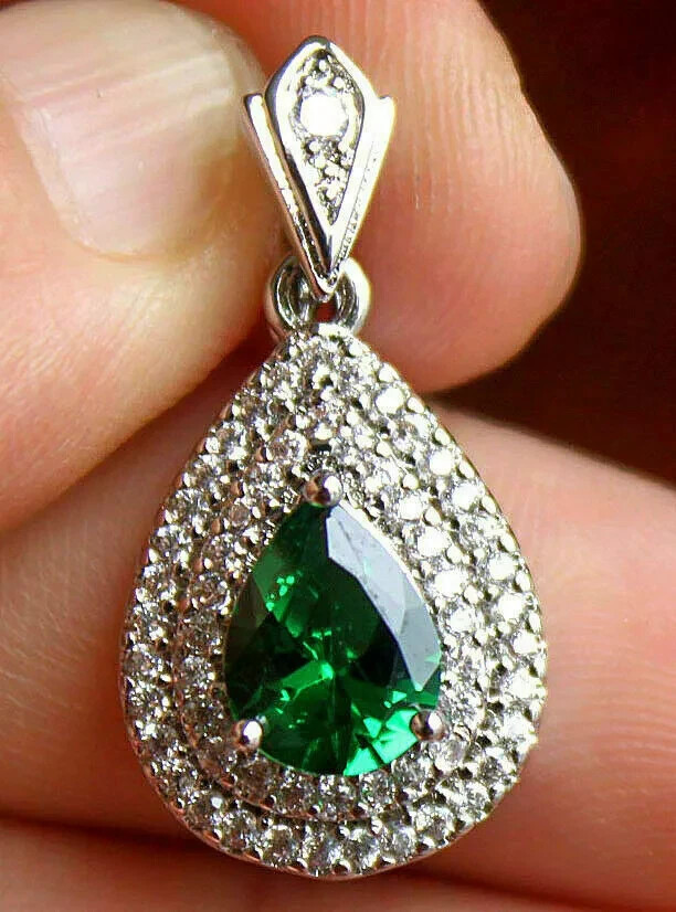 2.50Ct Pear Cut Green Emerald Teardrop Pendant Necklace 14K White Gold Finish