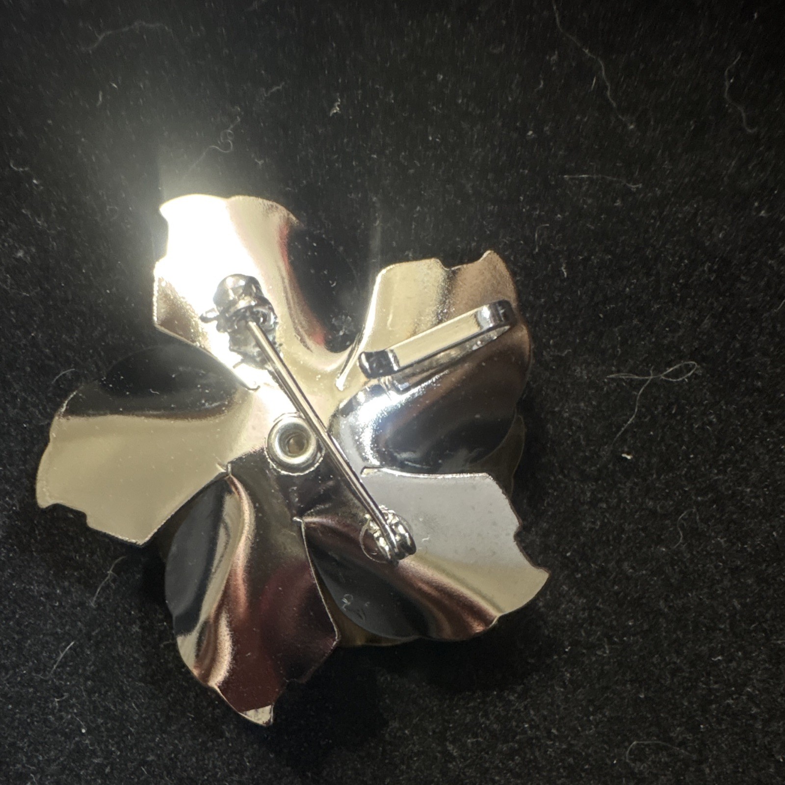 Gold & Silver Tone Layered Flower Brooch Pin, Metal, Flowers & Plants, No Stone