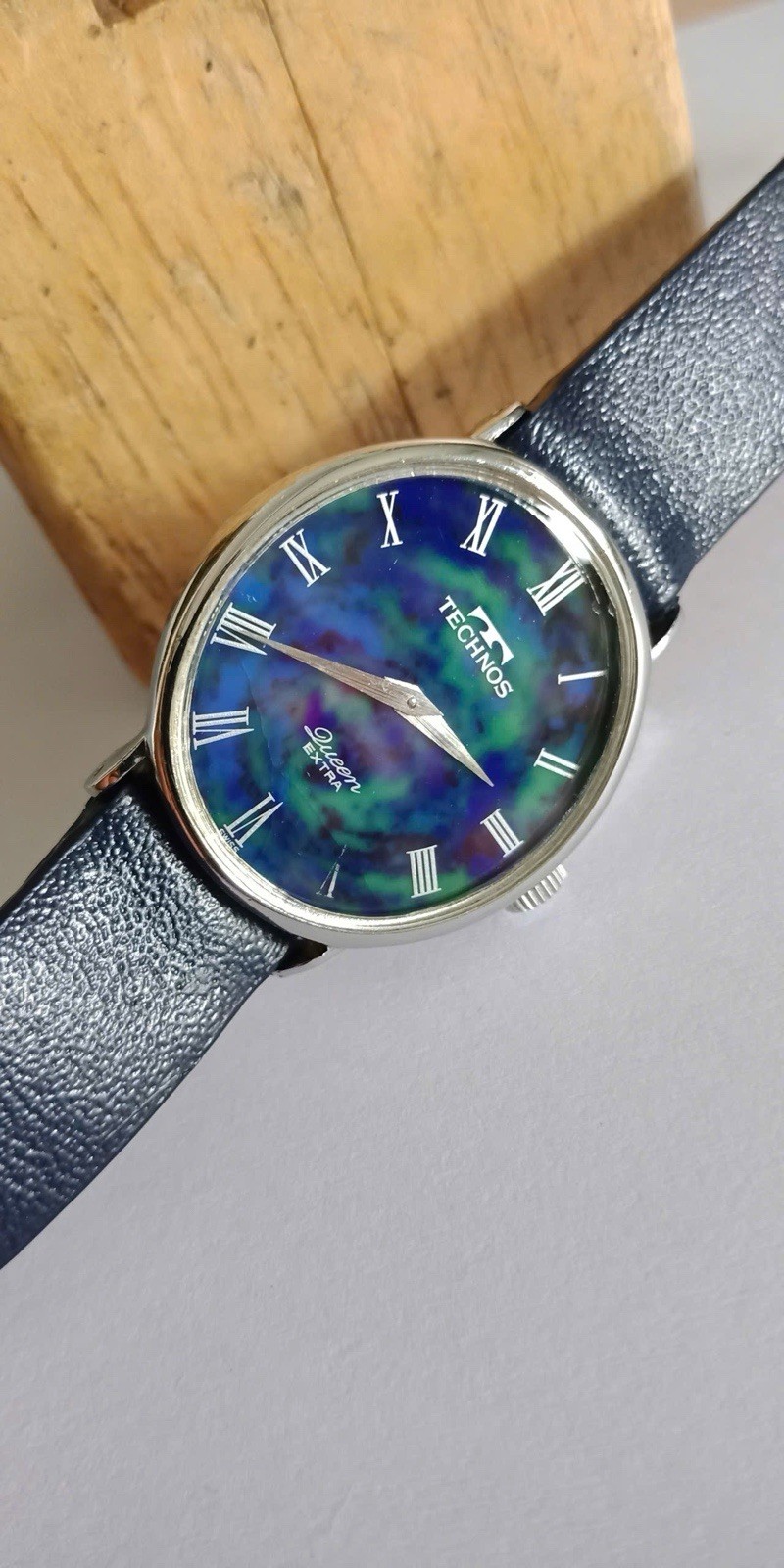 LAPIS Stone Dial_Technos 17j QUEEN Extra For Ladies, manual winding!