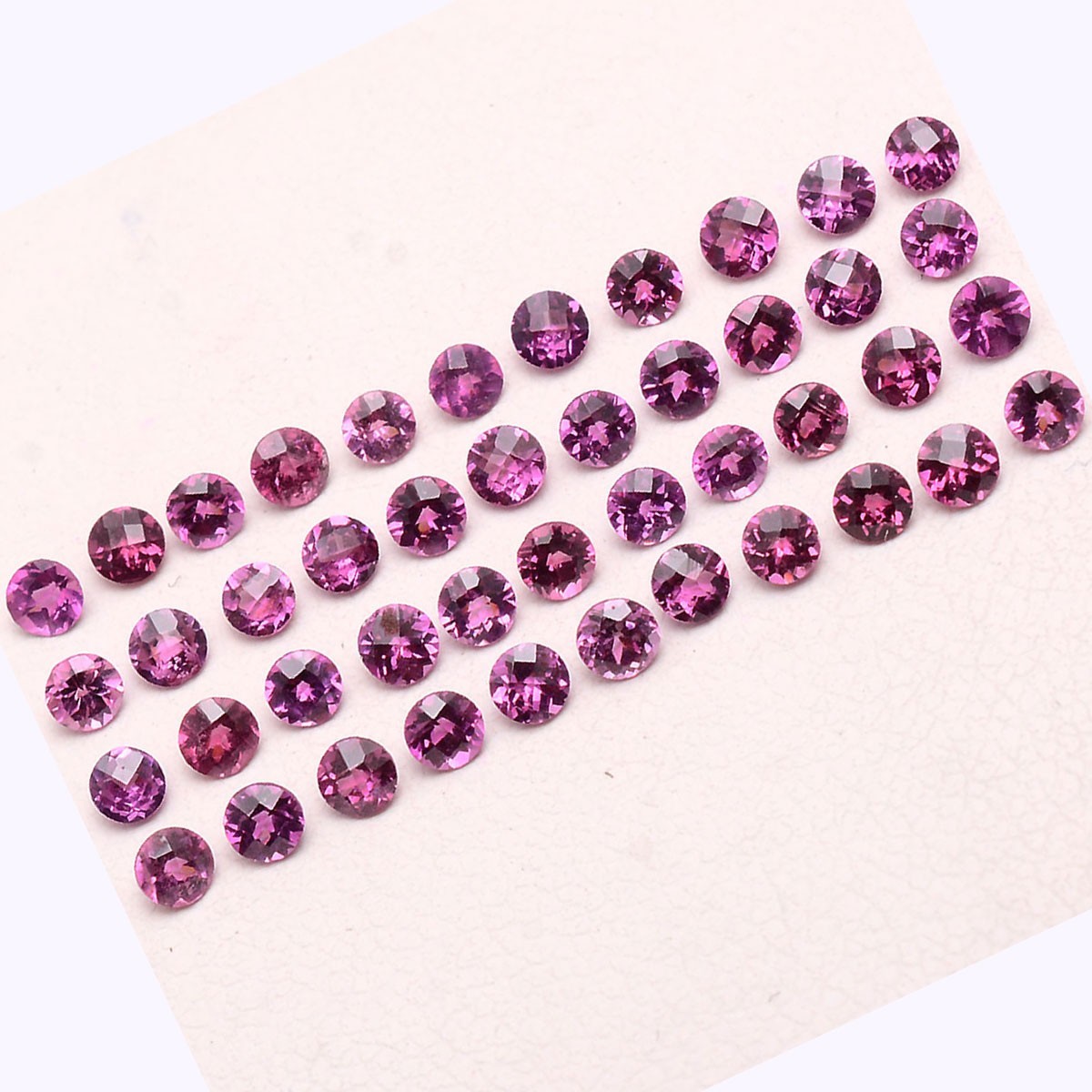 70 Pcs Natural Rhodolite Garnet AAA+Quality 2.50mm Round Checker Cut Gemtones