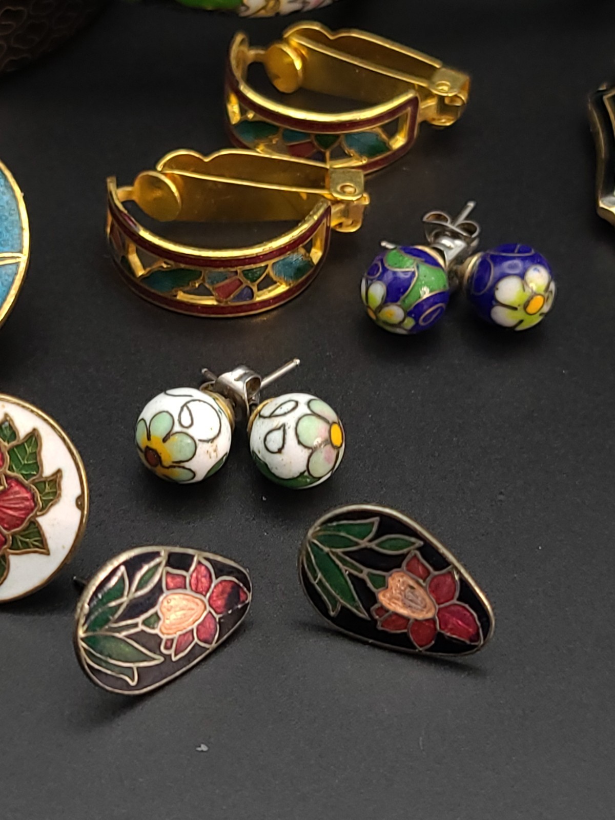 Vintage Cloisonne Jewelry 18 Pc Lot Bangles Earrings Pendants Ring Necklace