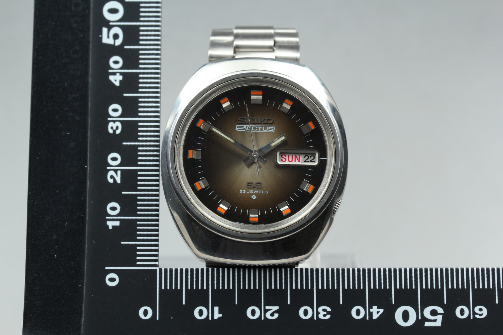 [Near MINT] SEIKO 5 ACTUS 6106-7590 Automatic Day-Date Men’s Watch from japan