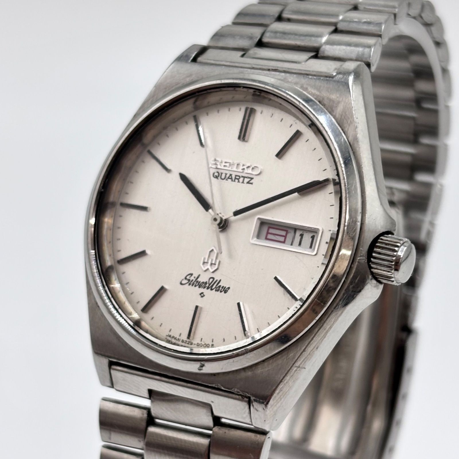 Working Bracelet SEIKO Silver Wave Wristwatch Quartz Day Date Cal.8229 Manufactu