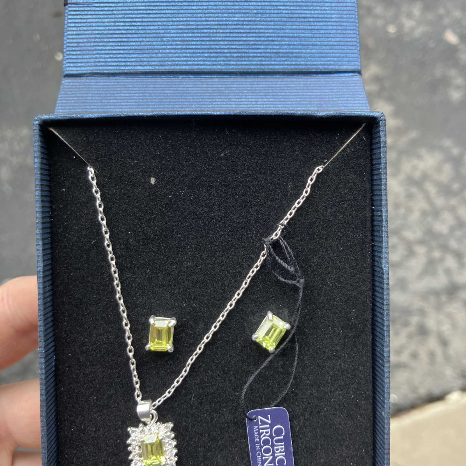 Sterling Silver Square Shape Lime Green CZ Pendant Necklace/Earrings Jewelry D1