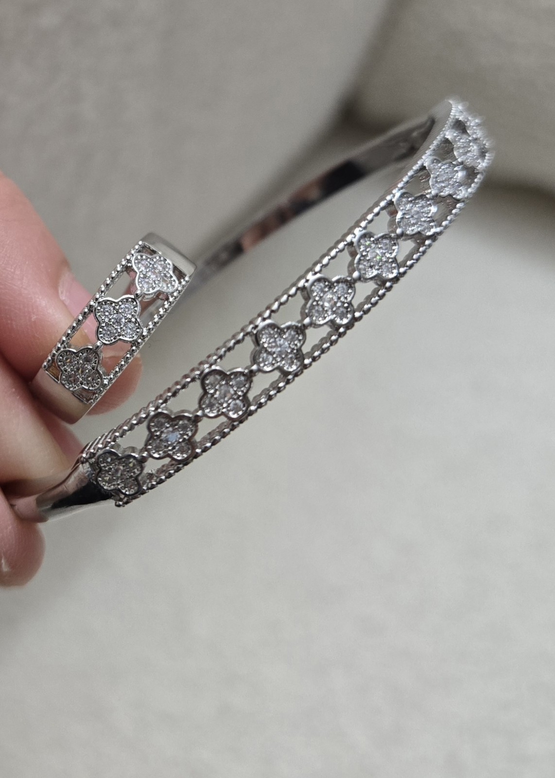 Silver Tone Clover Pattern Cuff Bangle Bracelet, No Stone, Silver Color+Ring