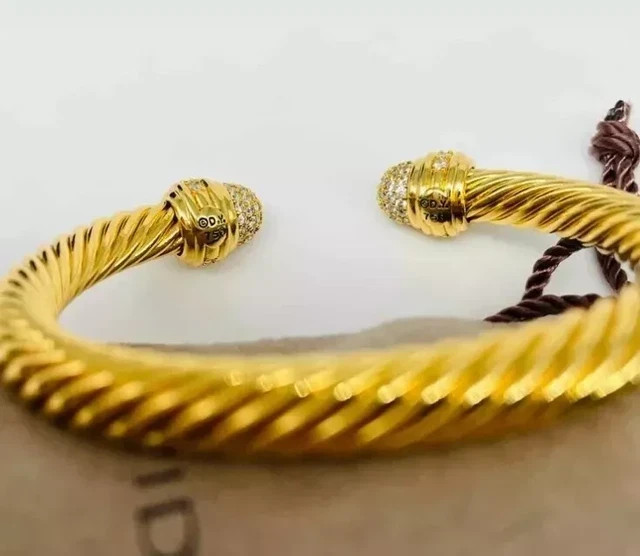 David Yurman7mm Cable Cuff w/ Diamonds & 18K Gold bracelet