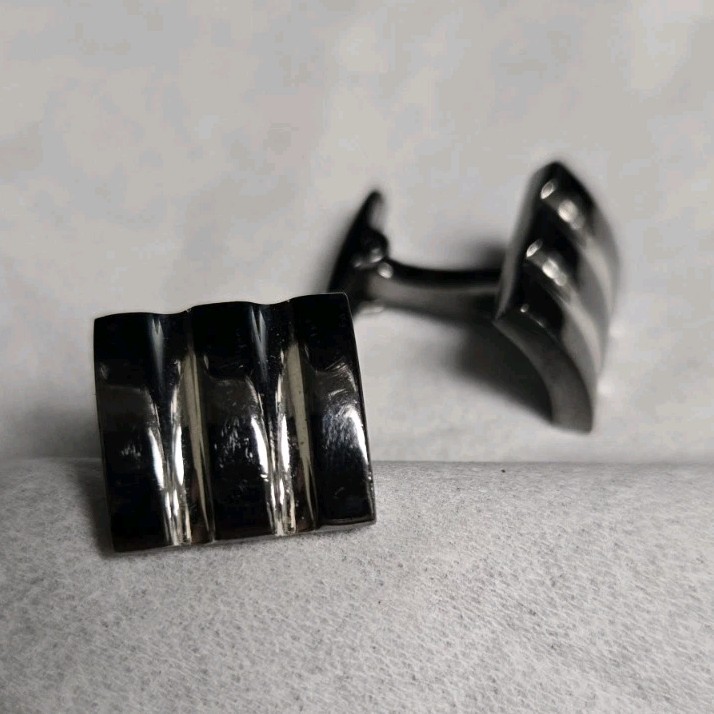 Men’s Rectangle Silver Tone & Black Metal Cufflinks, No Stone Pair