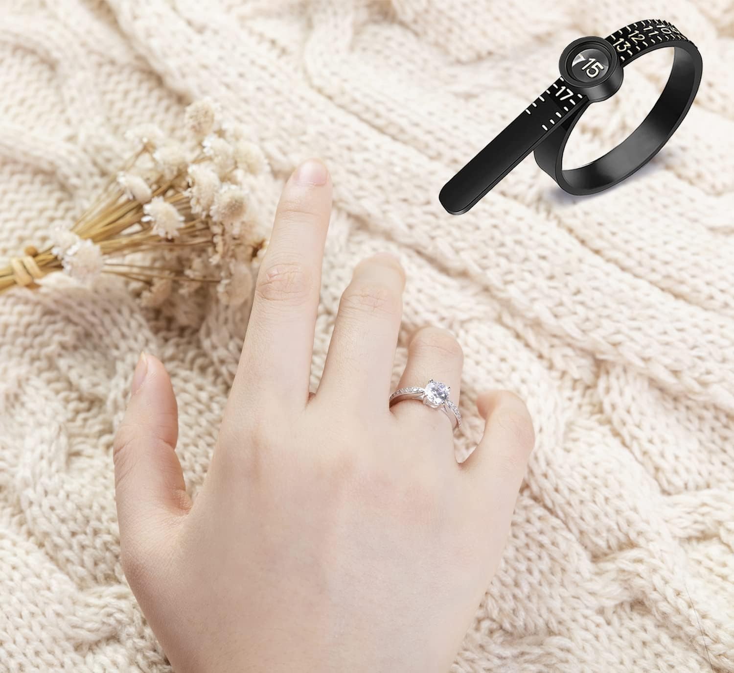 Compact Ring Measurement Tool with Clear Markings – Perfect for All Ages