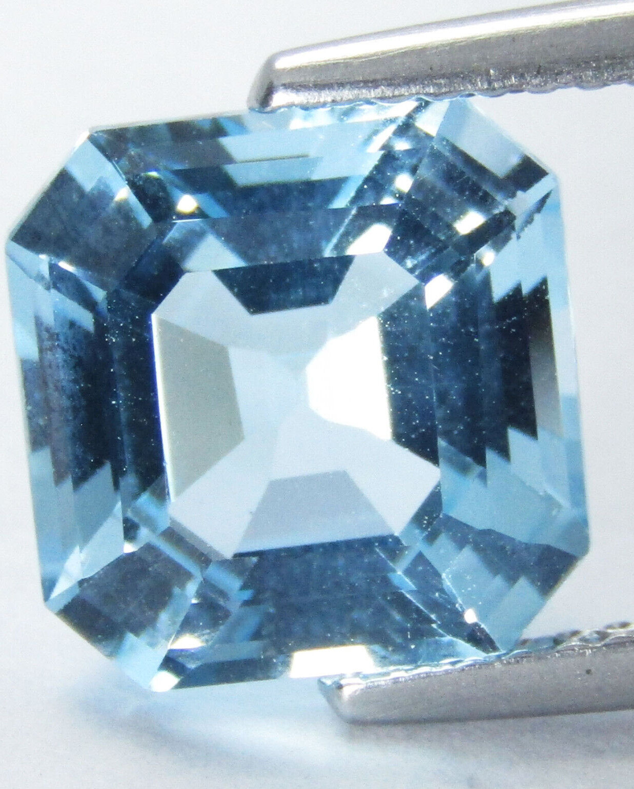 5.05Cts Natural Elegants Sky Blue Topaz 9.5mm Asscher Cut Collection Gemstone