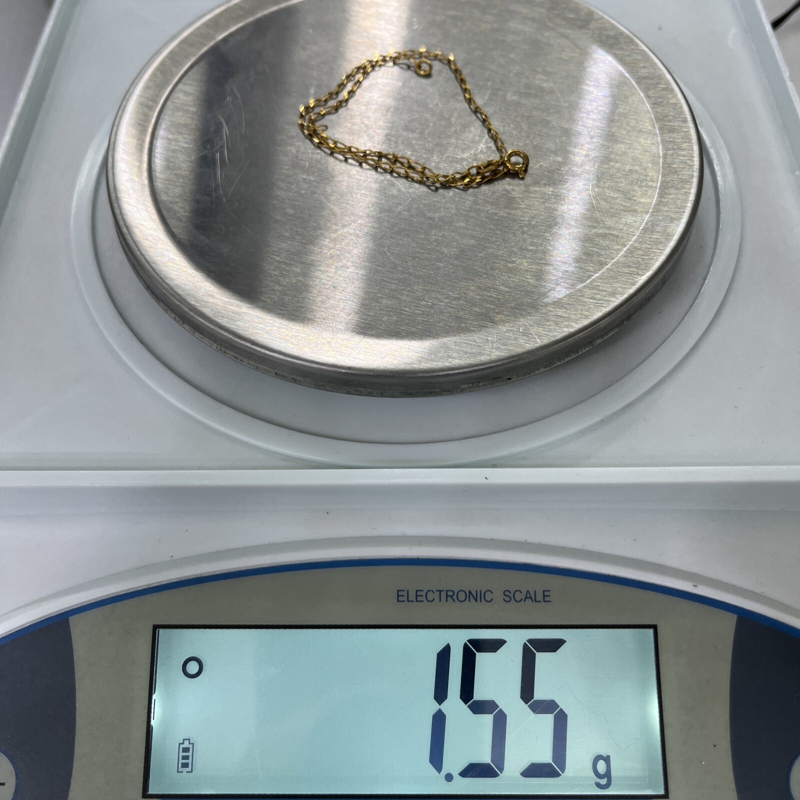 18ct 18K Yellow Gold Fine Curb Link Anklet 1.55 Grams 23cm. Brand New