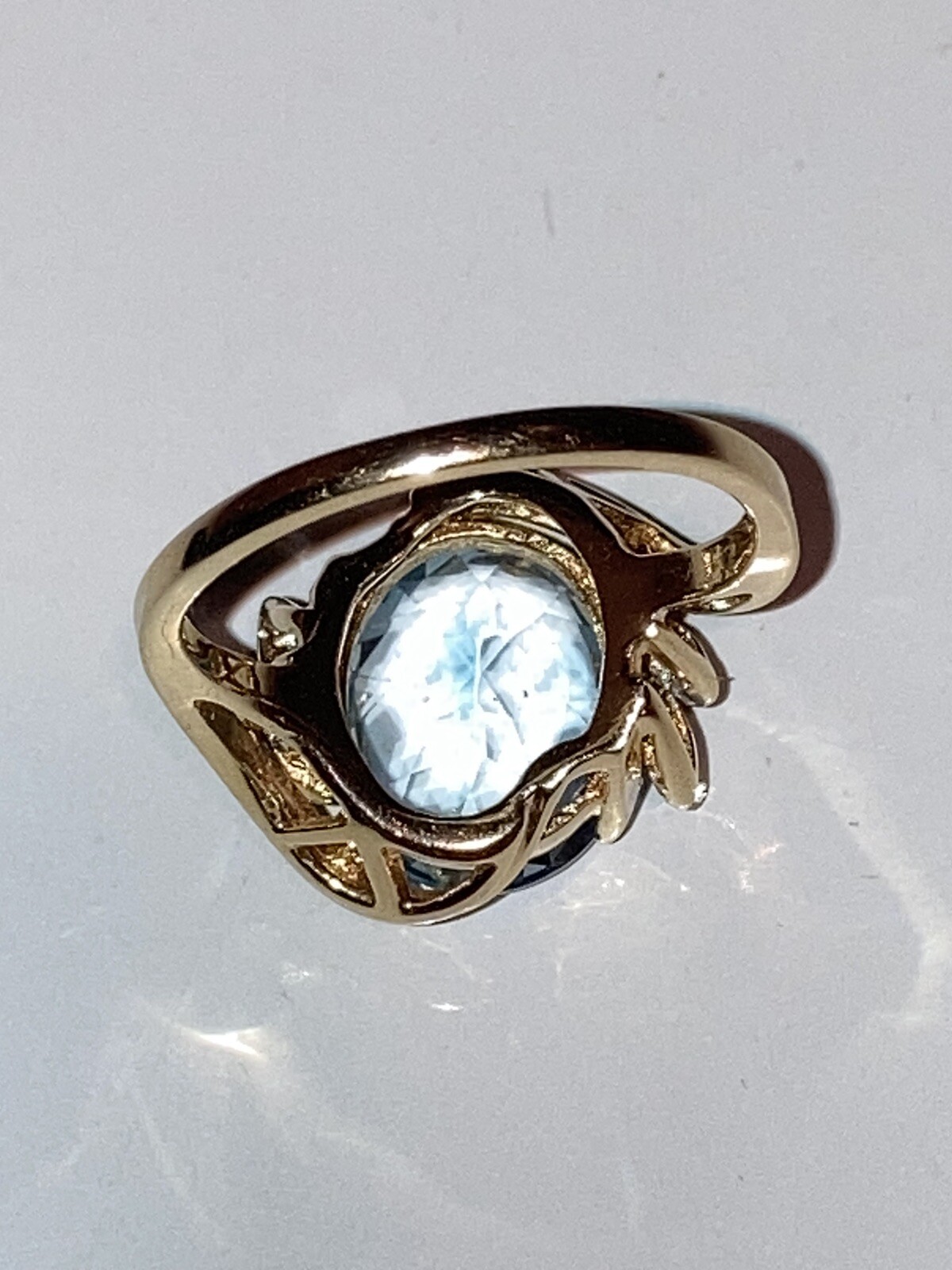 Estate signed FL 14k Gold Natural Blue Topaz & Diamond Cocktail Ring size 6.75