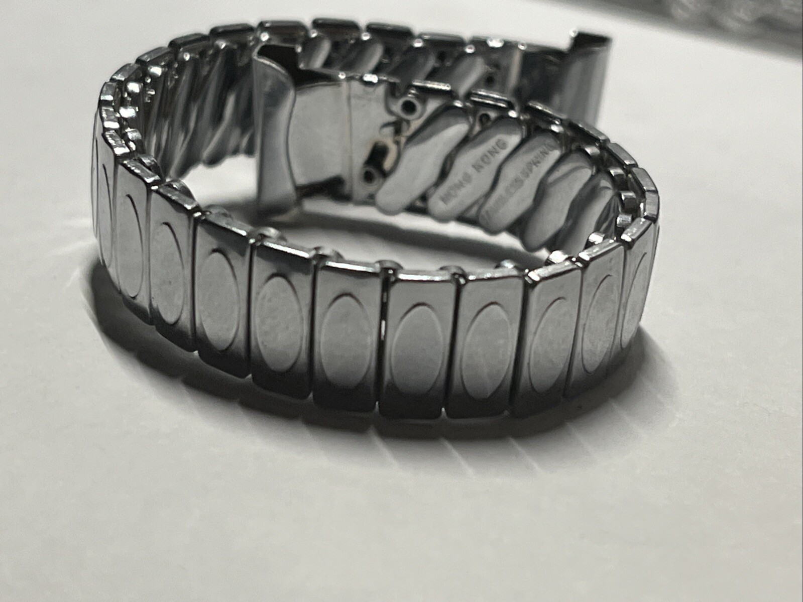 Stainless Steel Women’s Watch Band Expansion 12.4mm Vintage Raised Oval Textured