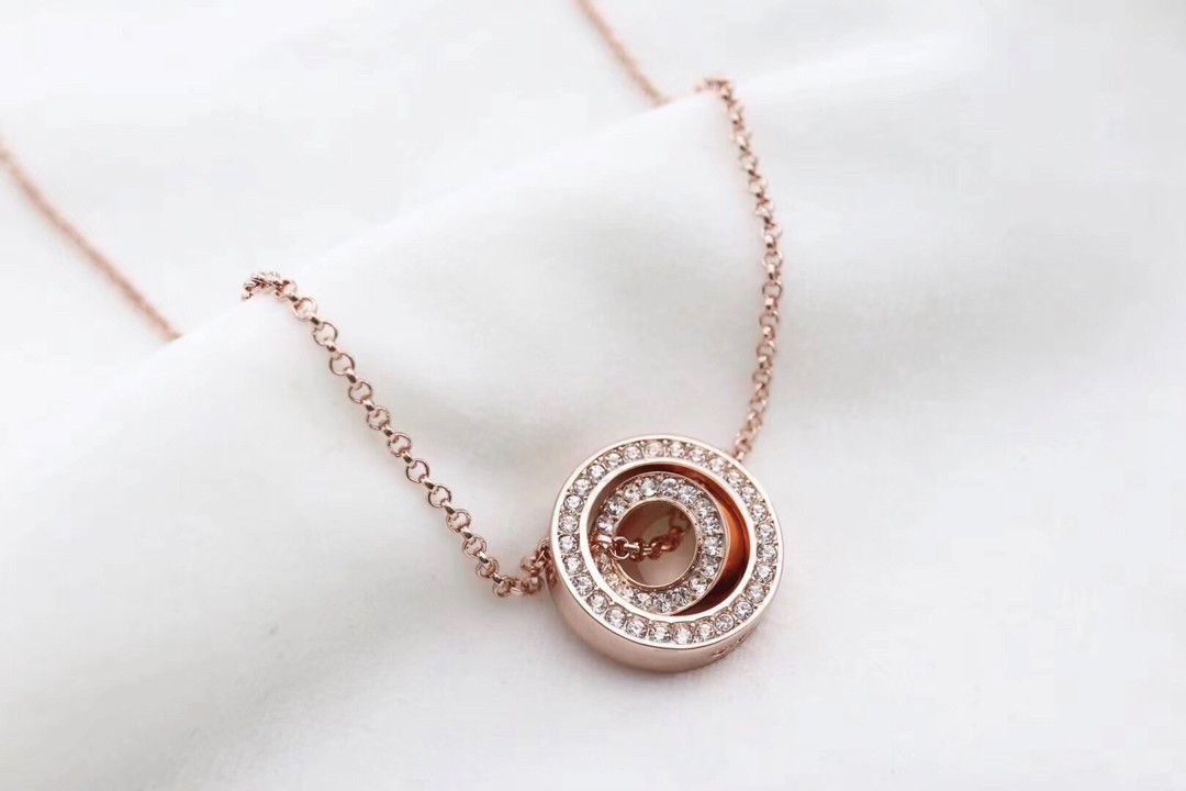 Swarovski Two-Tone Minimalist Circle Collarbone Necklace