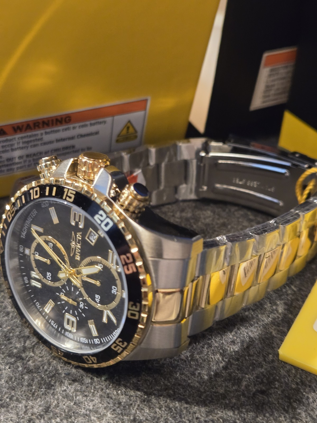 New – Invicta Specialty Mach Gala Men’s Watch – 48mm, Gold, Steel (69814)