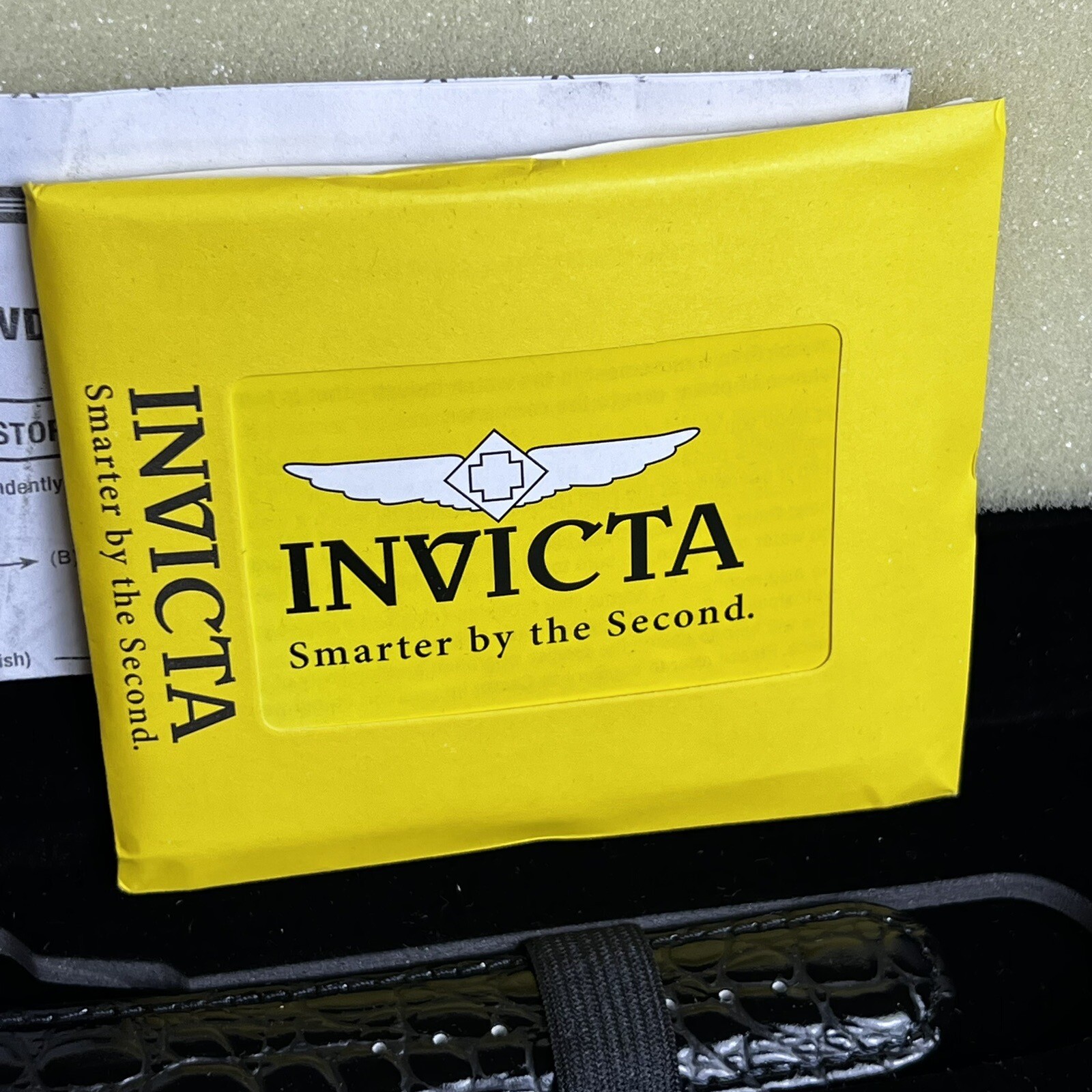 INVICTA 14314 LIMITED EDITION Lupah Trinite Flame Fusion Crystal Watch Gift Set
