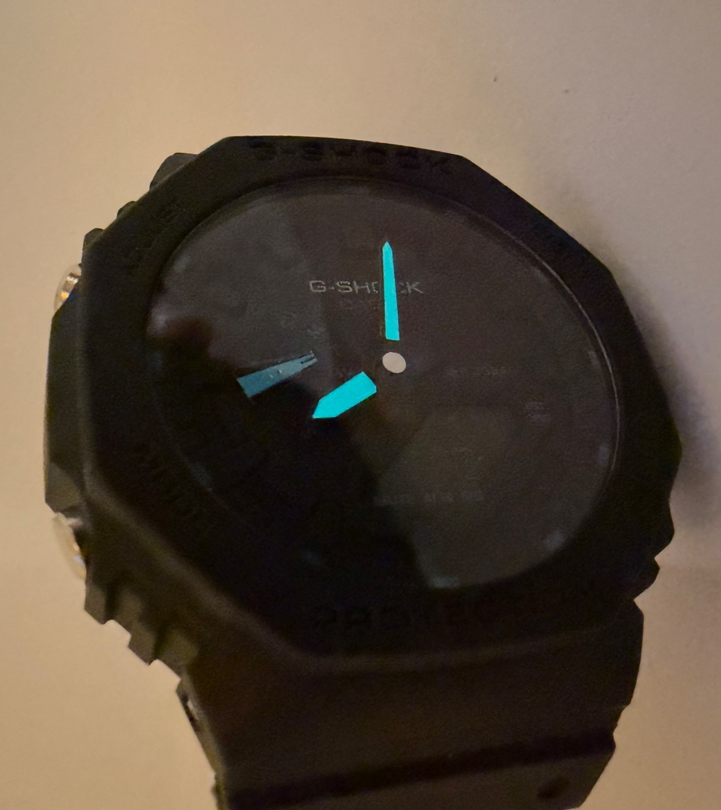 Casio G-SHOCK GA-2100-1A2 Black Blue Analog-Digital Watch BRAND NEW never worn