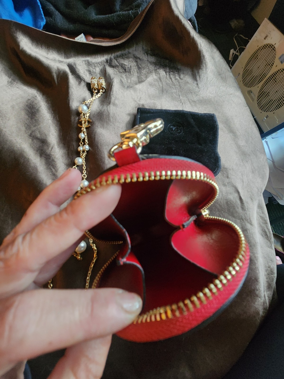 Designer CC Earbuds Attatchment Necklace (Authentic)