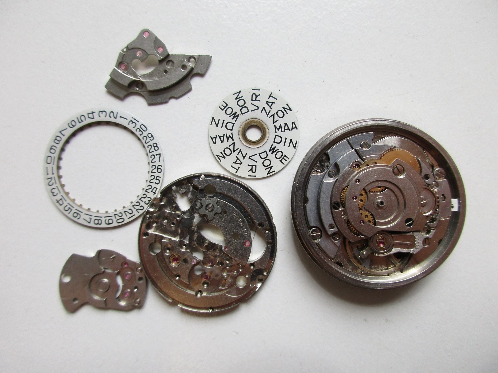 ETA cal. 2789 disassembled Swiss automatic watch movement – for use of parts