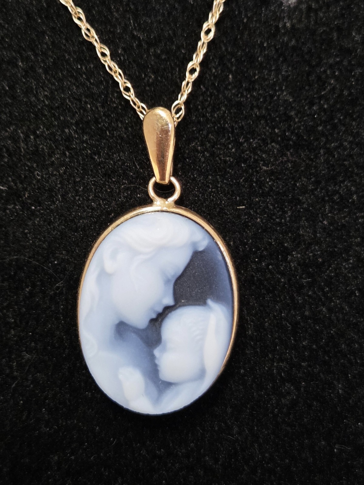 10k Gold Mother Child Blue Oval Cameo Pendant 18″ Necklace Heaven’s Gift Baby