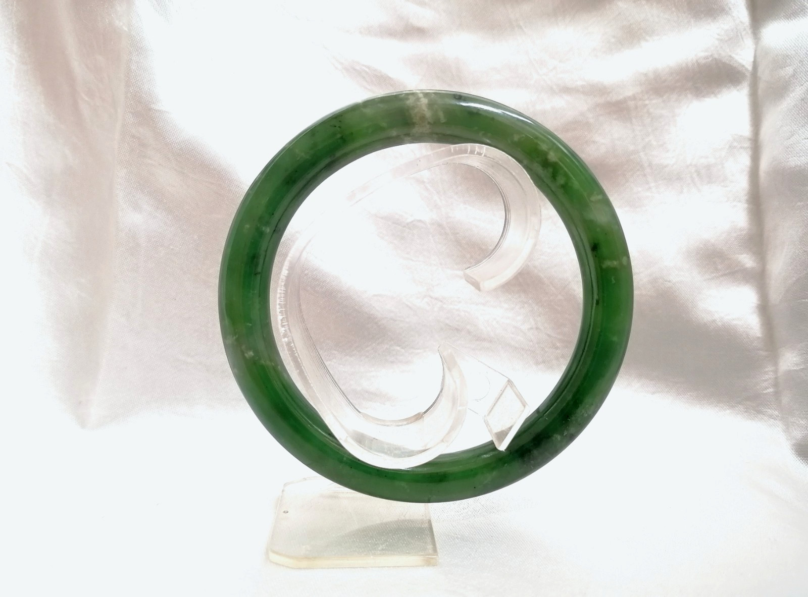 BEAUTIFUL ANTIQUE AUTHENTIC GREEN JADE RING BRACELET, CHINA, 1900.
