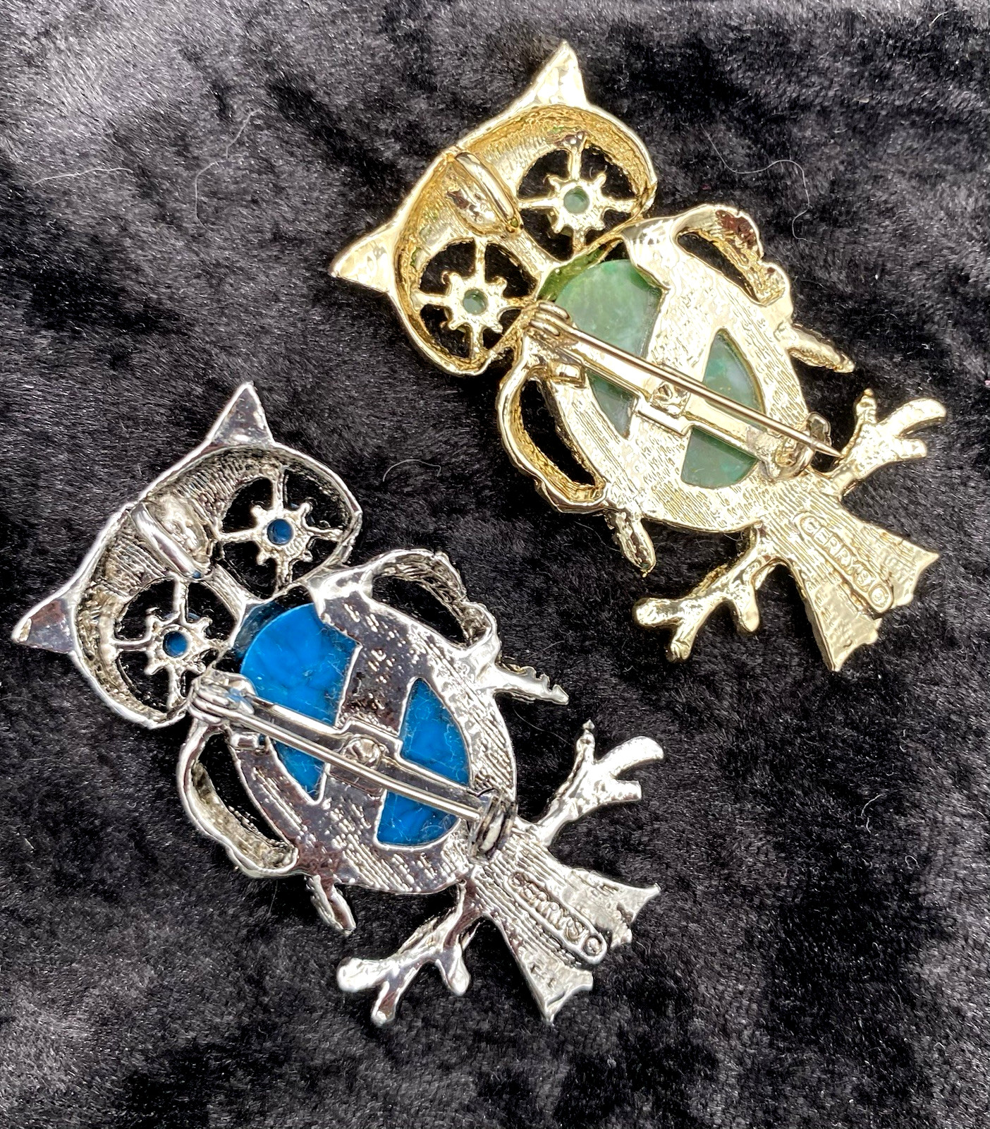 Pair – Vtg. Gerry’s Owls, Brooch/Pendant, Silver & Turquoise + Gold and Green