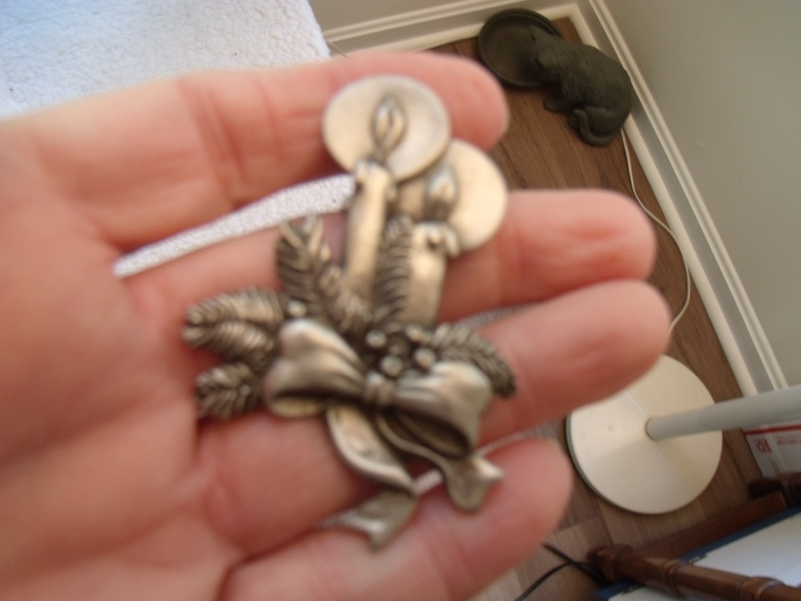 Estate 1992 Seagull Pewter Etain ZinnCanada Candle Brooch