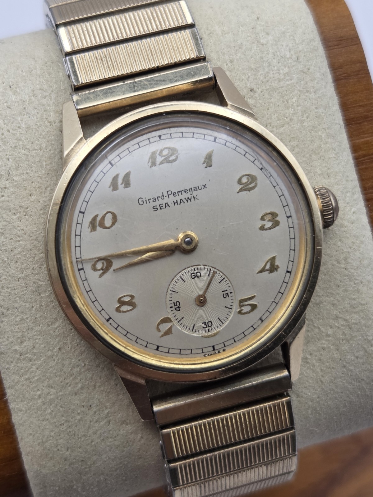 Vintage Girard Perregaux Sea Hawk Mechanical Watch 14k Gold Case/Steel Back 30mm