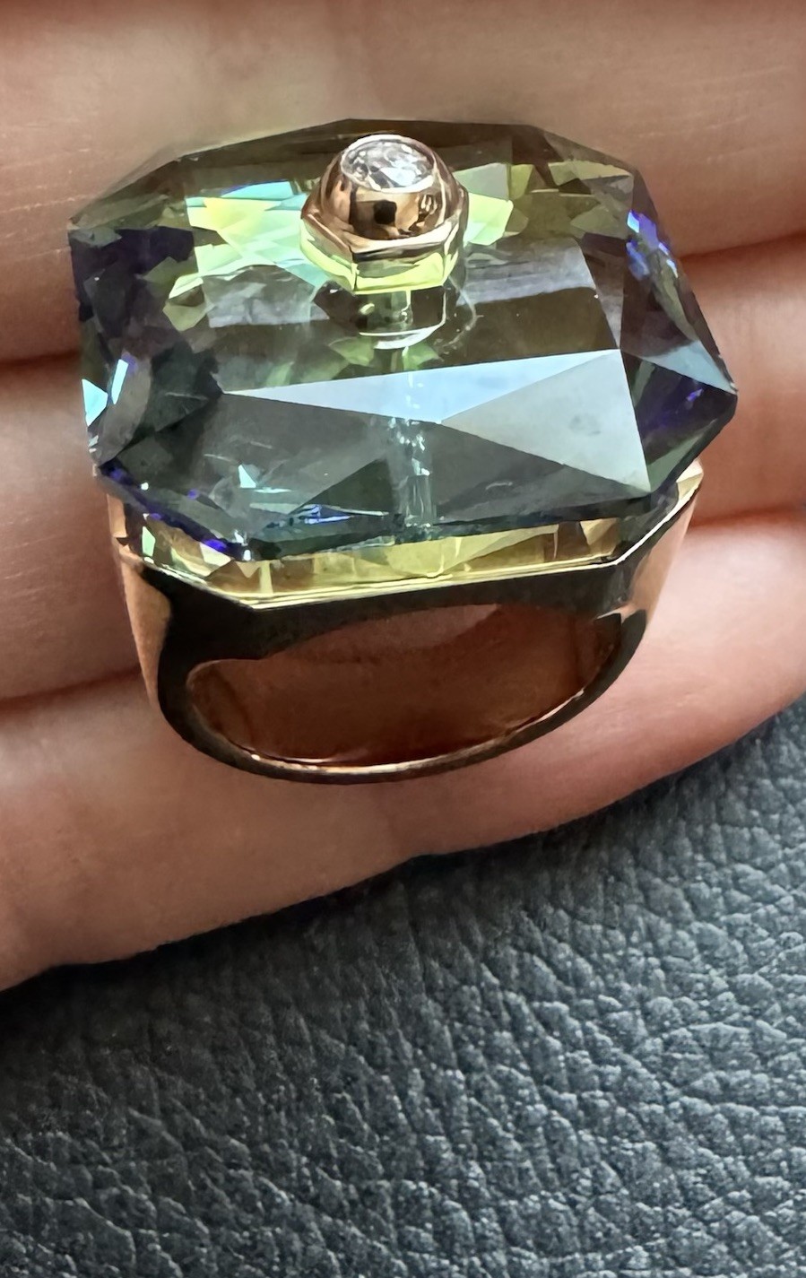 genuine swarovski Numina ring, Octagon cut, Green, Gold-tone plated, size 55