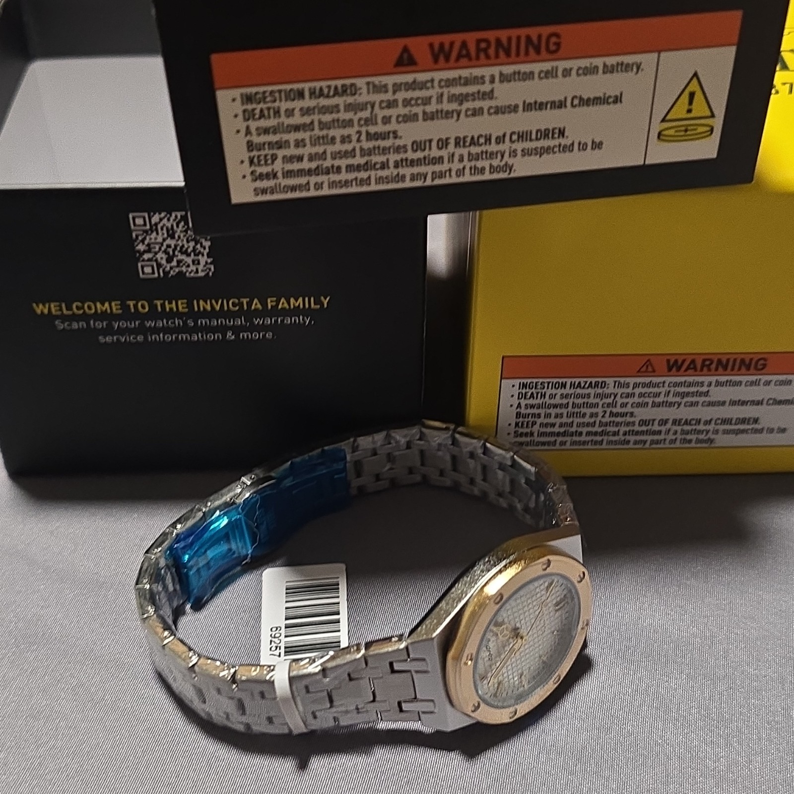 Invicta Quartz Analog Silver Textured Dial Steel Bracelet Gold Bezel w/ Box