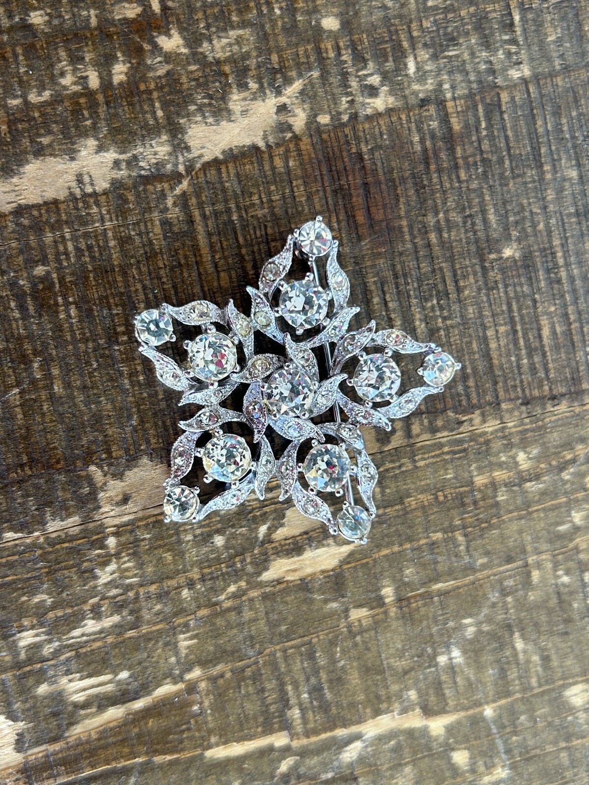 SPARKLING 1940s Vintage Signed Henry Bogoff Chicago White Rhinestone Star Brooch