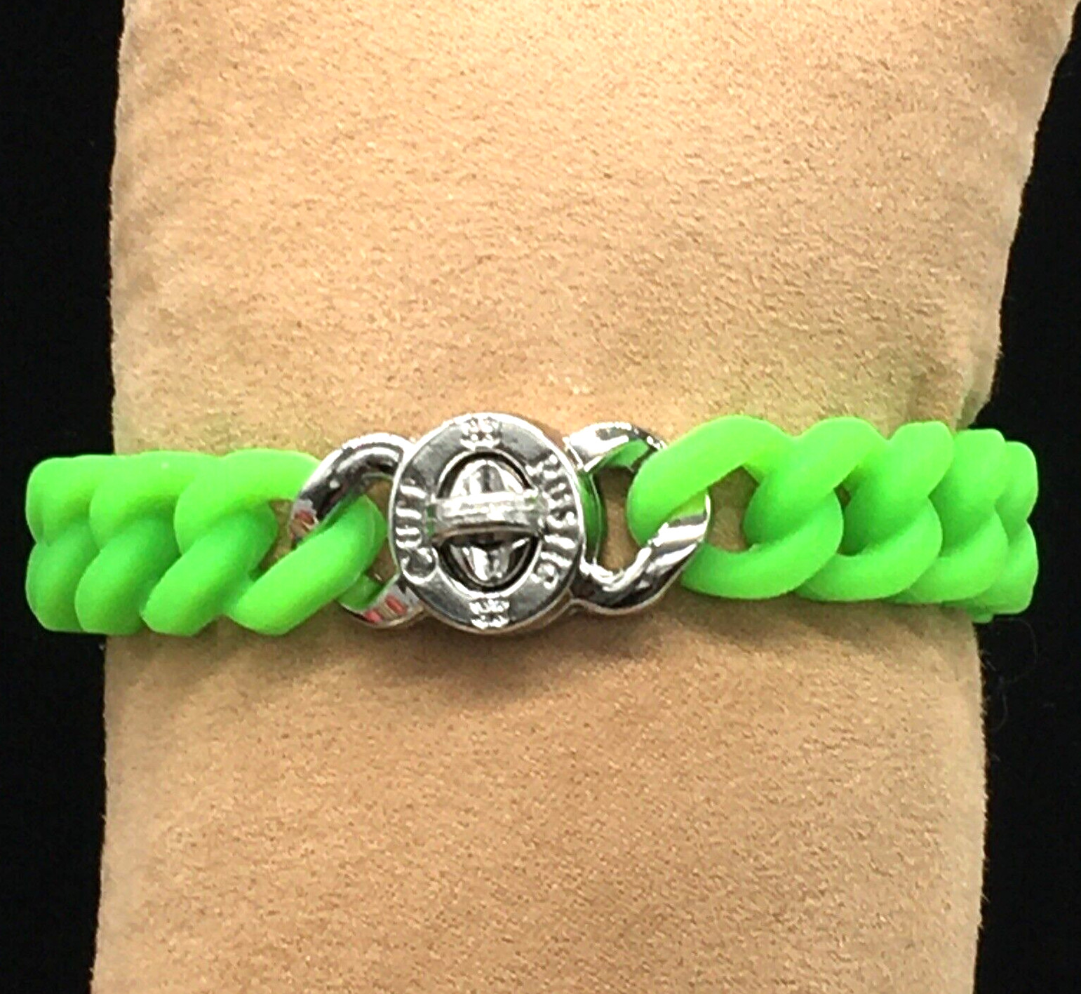 Rustic Cuff Silver Tone TurnLock Lime Green Silicone Stretch Mock Chain Bracelet