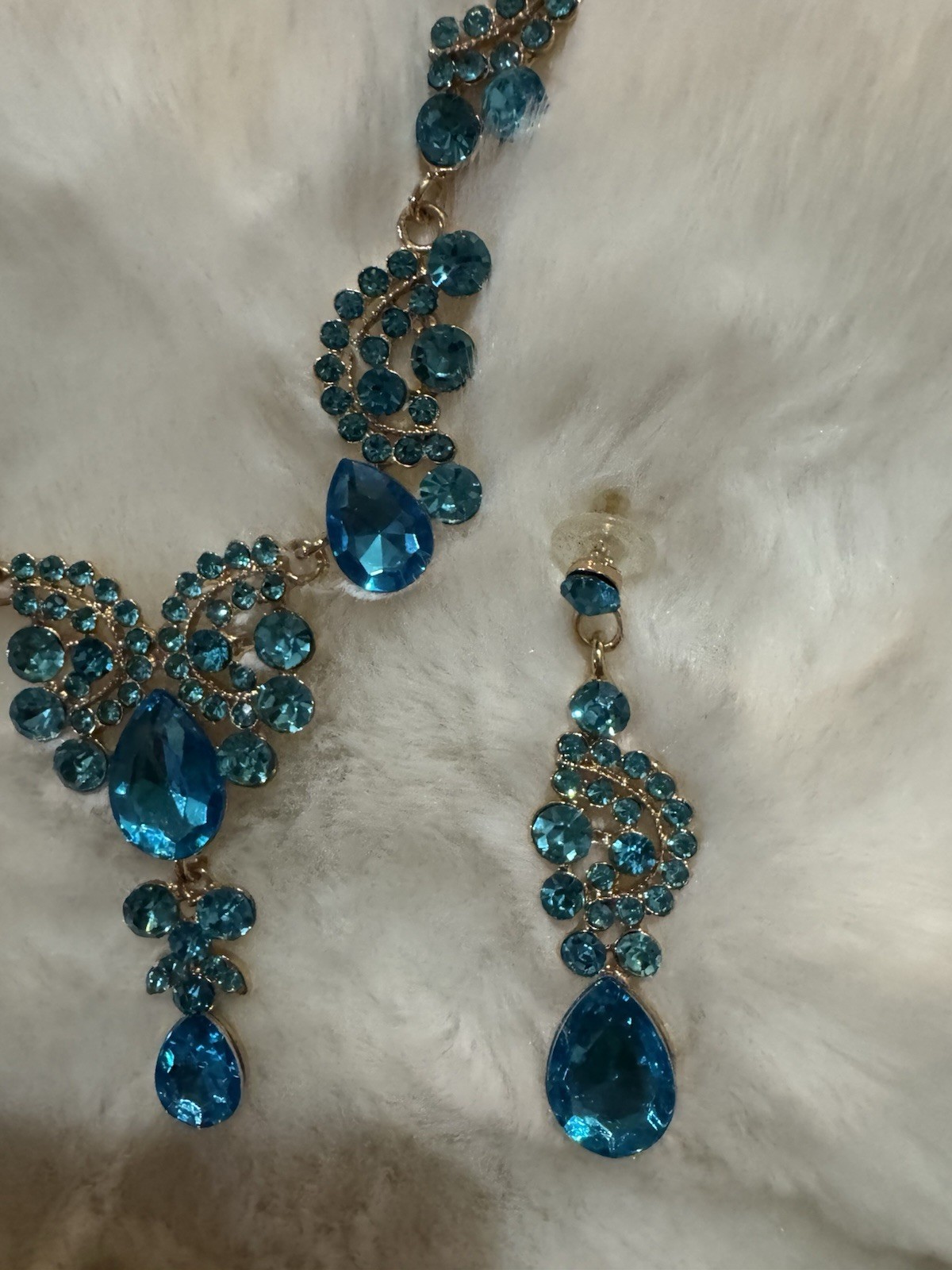 Beautiful Prom Bridal Pageant Jewelry Set Necklace Earrings Blue