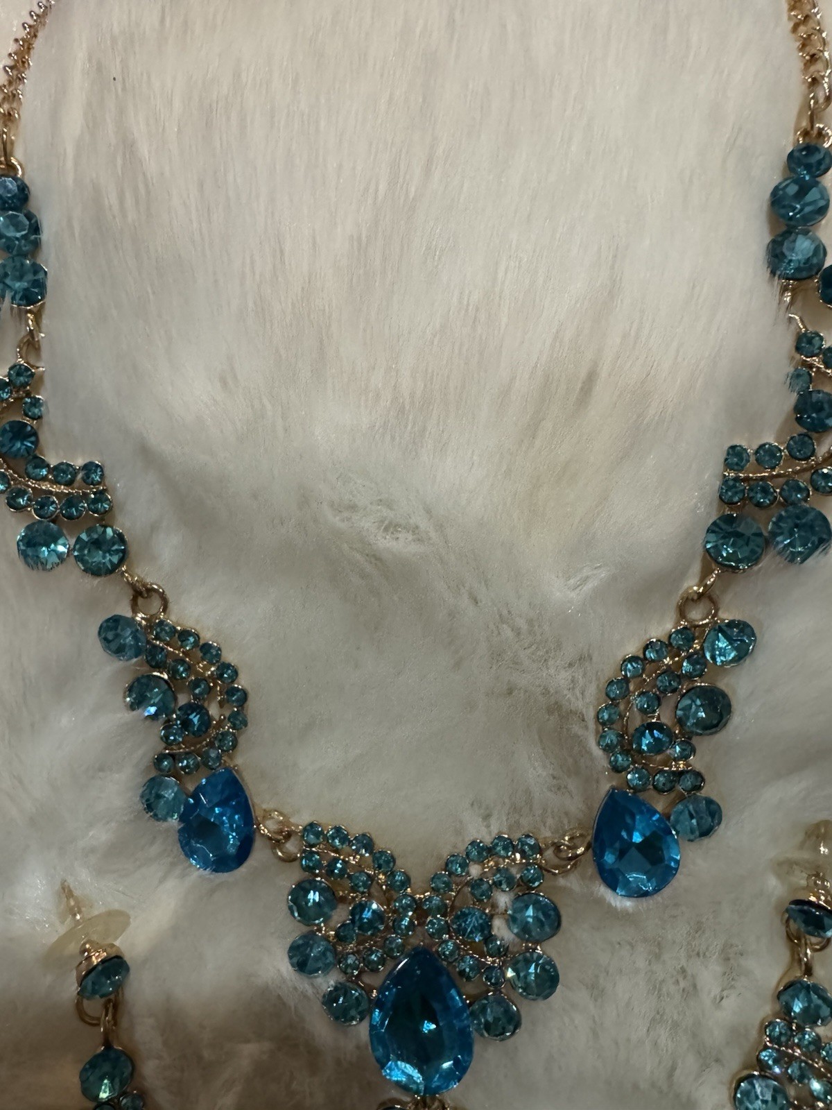 Beautiful Prom Bridal Pageant Jewelry Set Necklace Earrings Blue