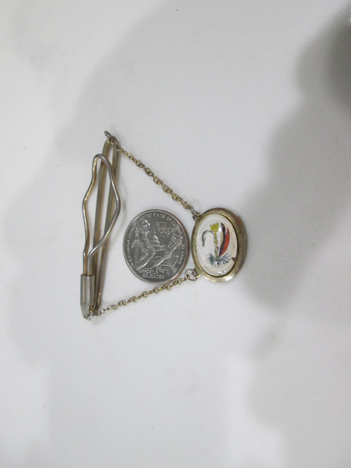 Vtg Men’s Tie Clip/Tie Barw/Chain Pendant – Fishing Hook/Lure