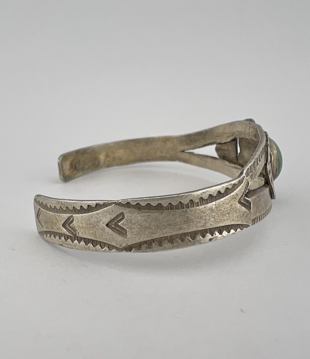 Early Vtg Fred Harvey Navajo Sterling Silver Turquoise Stamped Cuff Bracelet