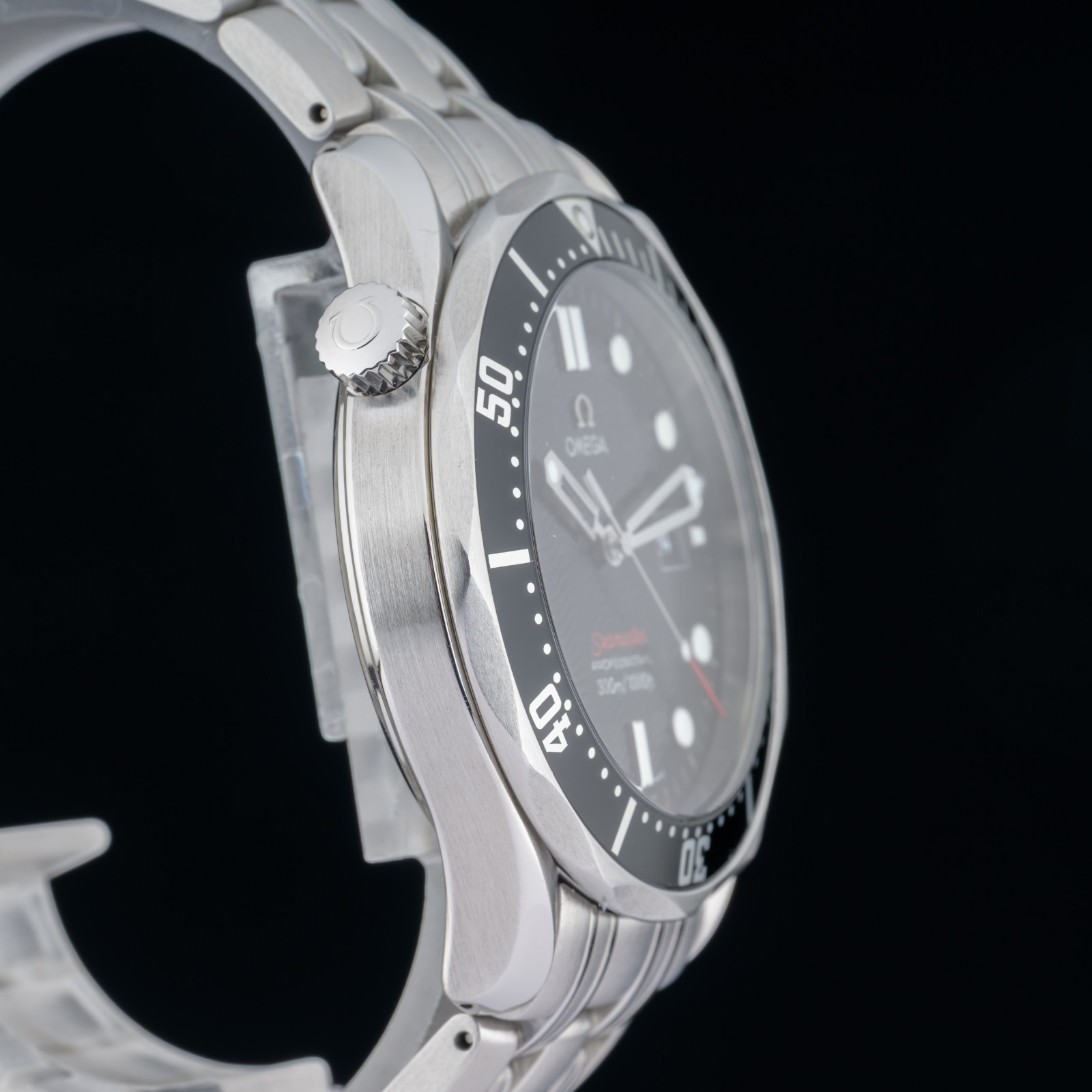 OMEGA Seamaster Pro 300 212.30.41.61.01.001 Black 41mm Quartz Men’s Watch