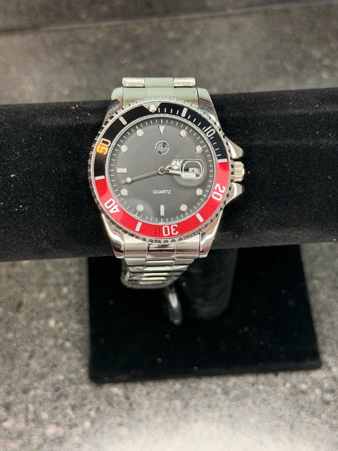 AJ Watches Quartz Diver Style Watch with Red/Black Bezel and Stainless Steel Ban