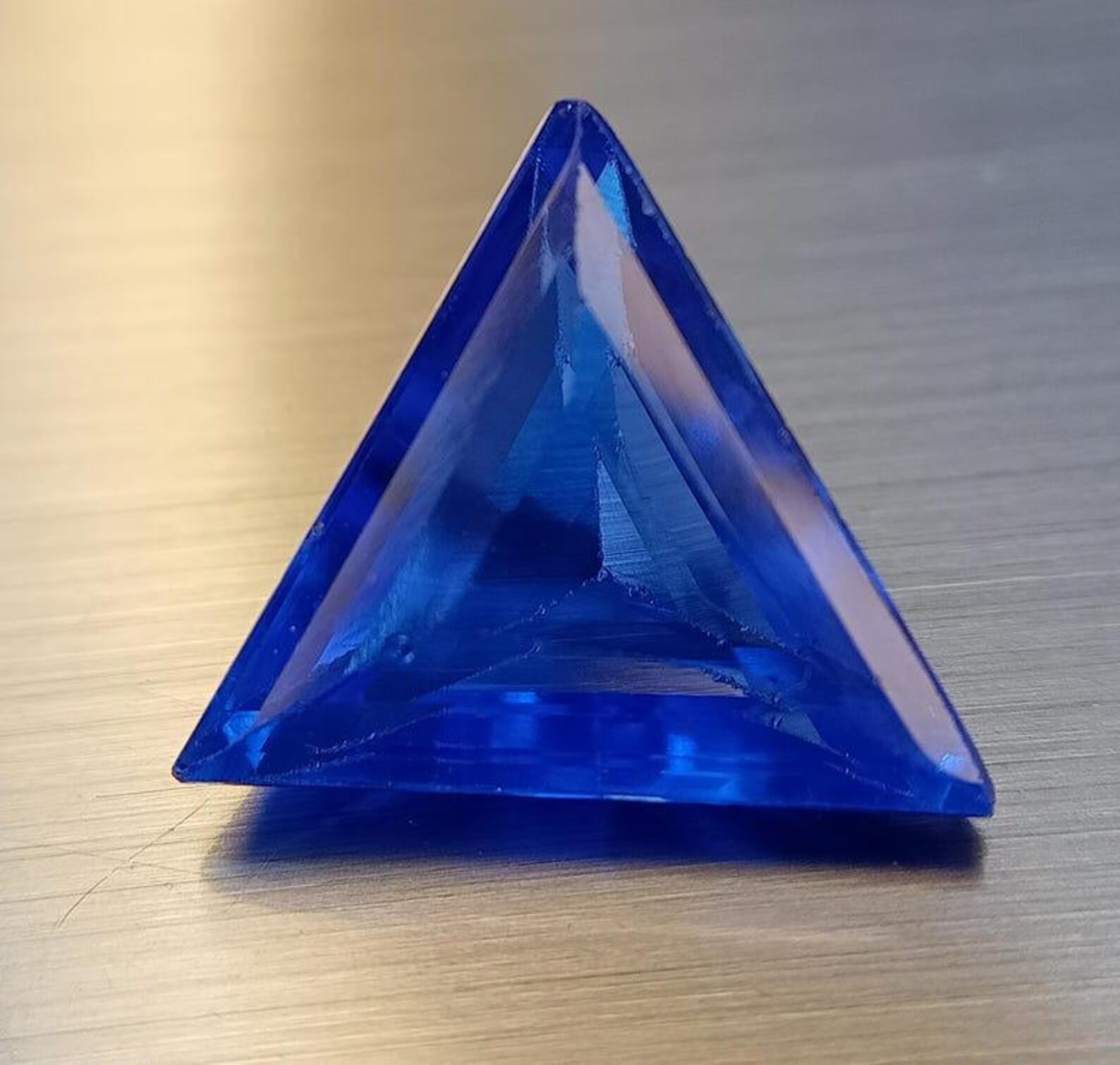 CERTIFIED 4.15 Ct Natural blue tringle Diamond LOOSE VVs/ 9.5 mm