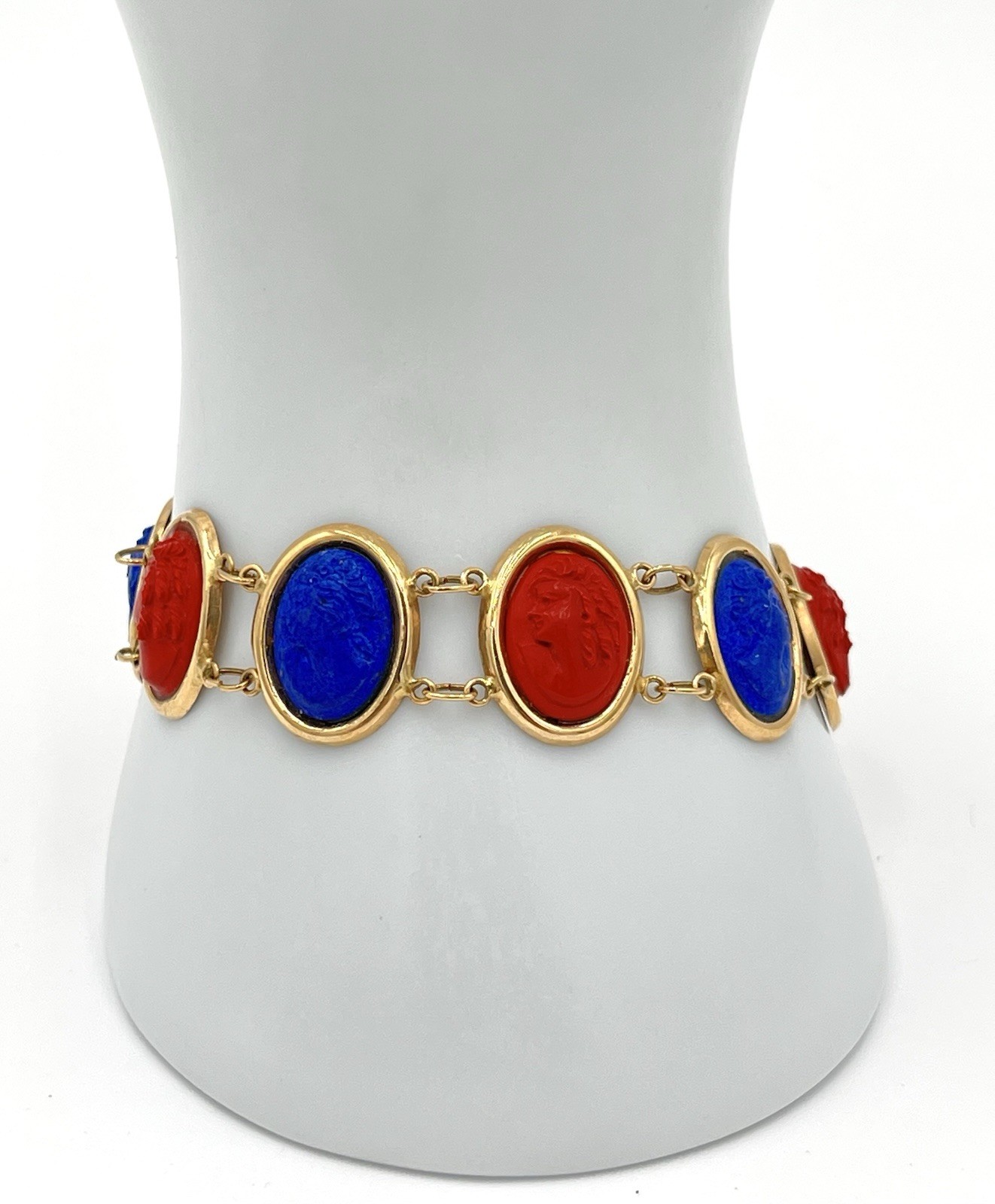 Vintage 14Kt Gold Cameo Coral and Lapis Lazuli Bracelet 19cm Handmade