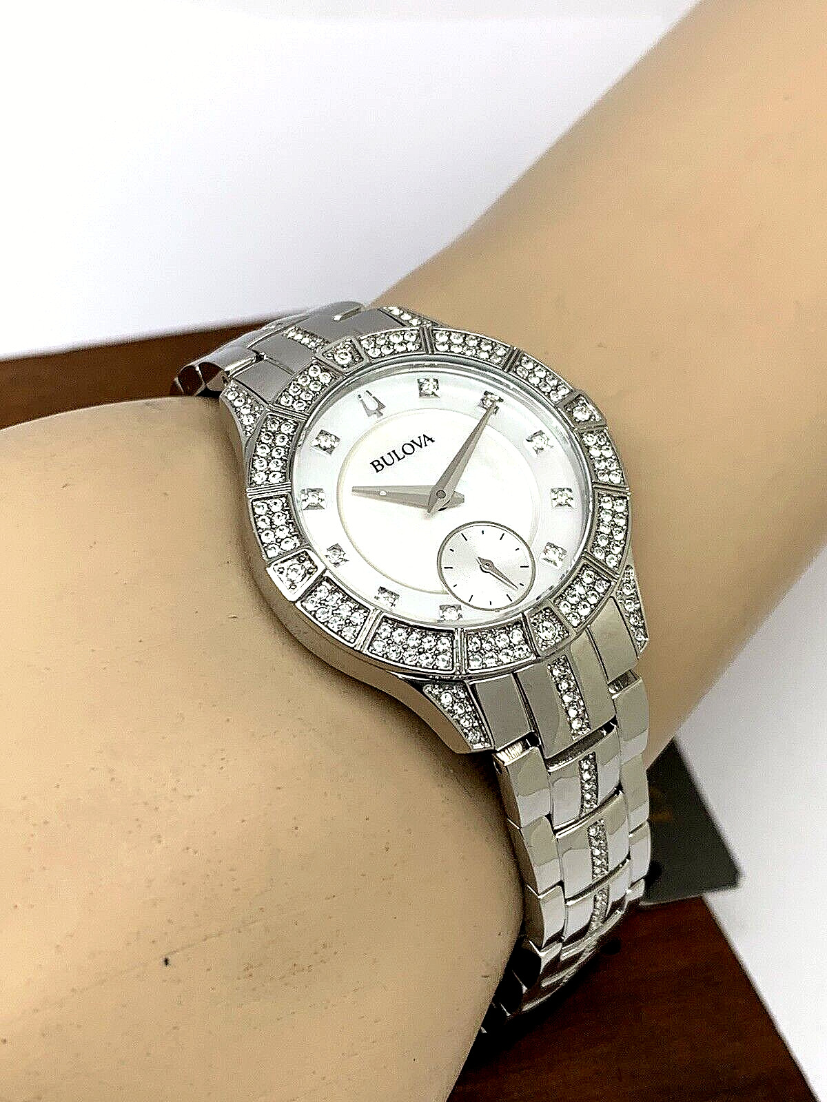 Bulova Women’s Watch 96L291 Quartz White Mother of Pearl Dial Crystal Accent