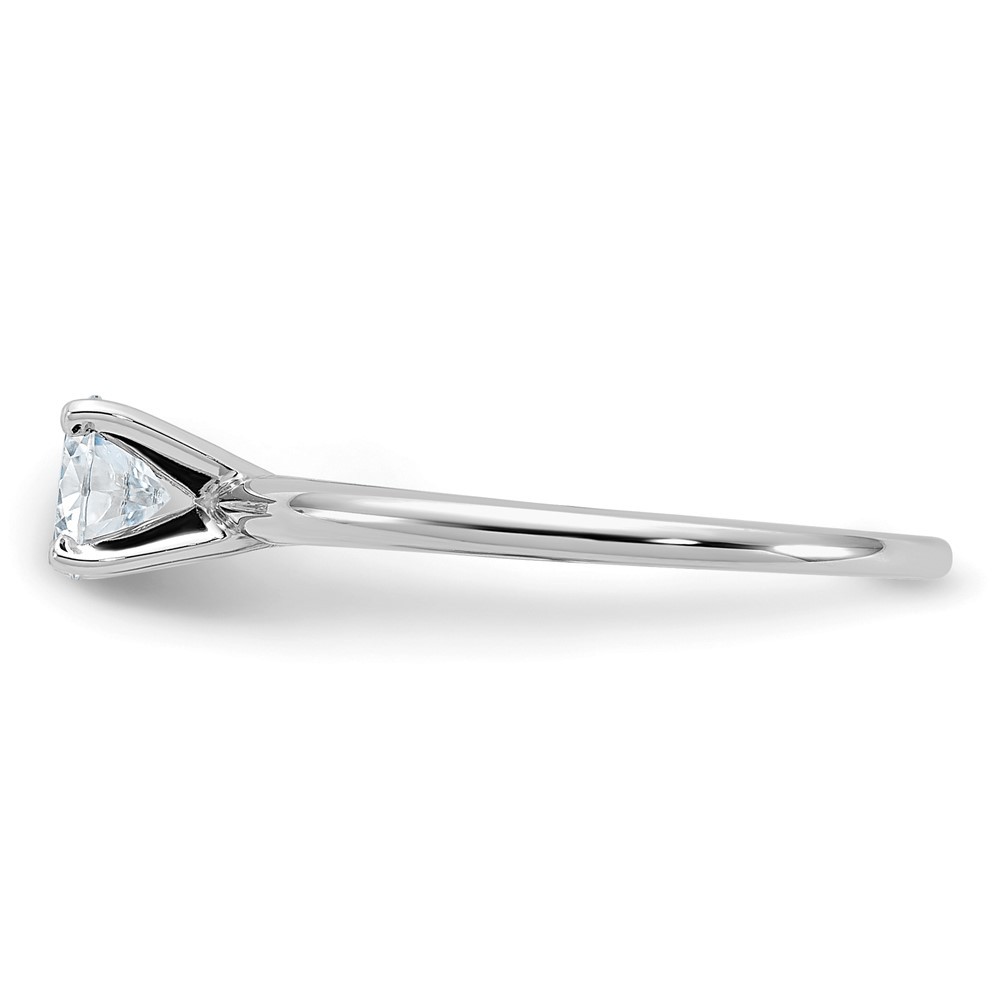 14k White Gold Round Cut Moissanite Solitaire Engagement Ring Size 7