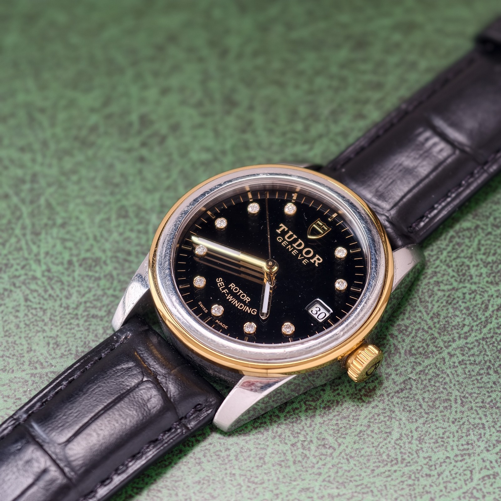 Tudor Black Dial Glamour M55003-0037 Men’s Watch Automatic 35.8mm Date Gilding