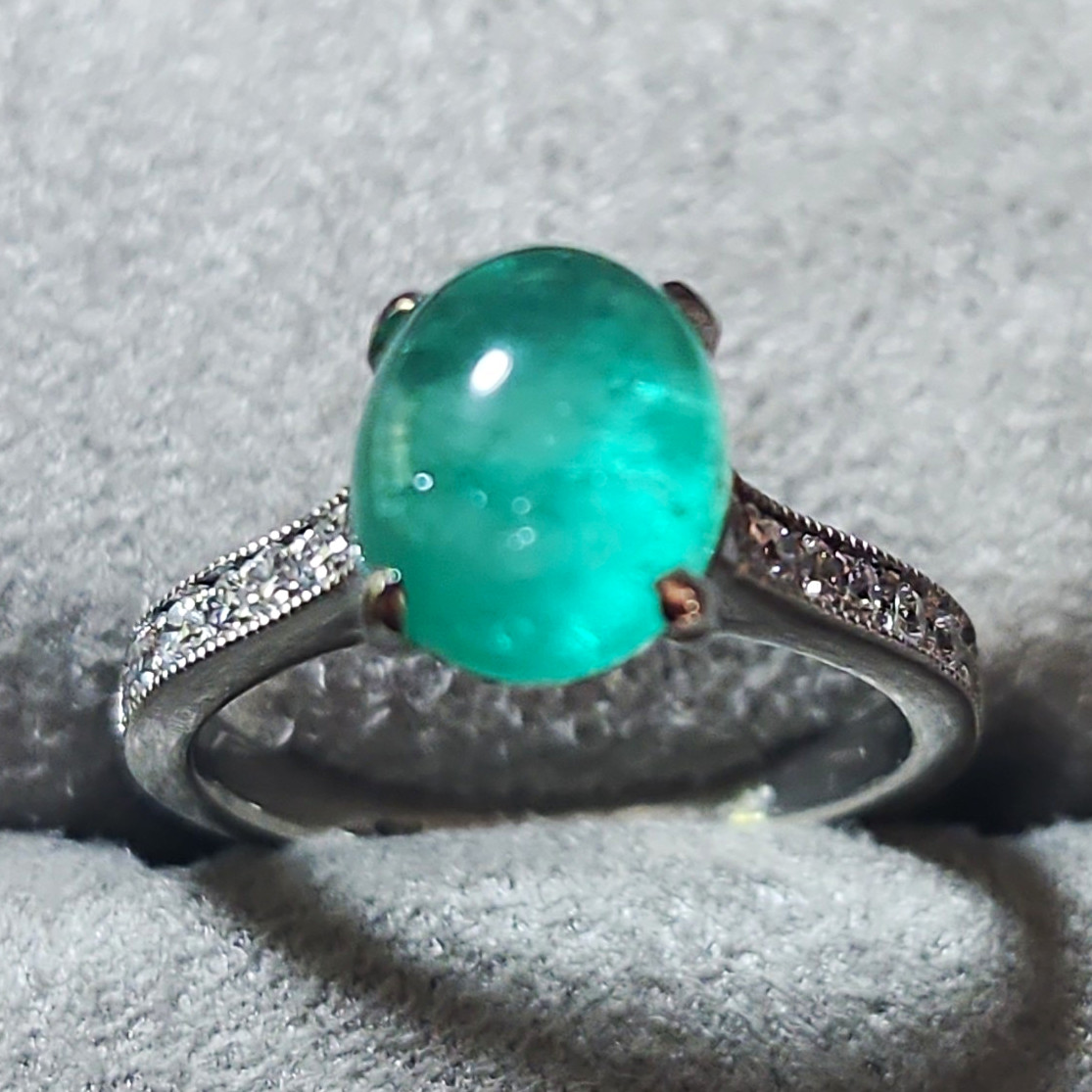 Palladium 2.2 Carat Oval Green Emerald & Diamond Accent Prong Ring Size 6.25