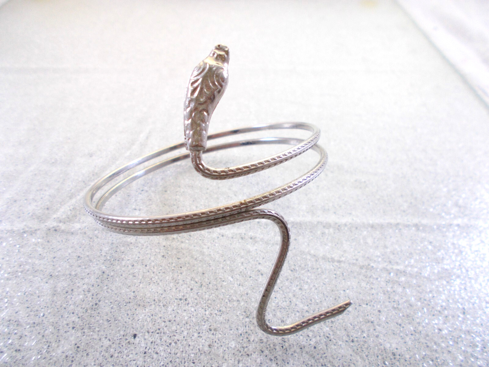 Cleopatra Egyptian Style Silver Tone Coiled Snake Armband Bracelet Free Ship