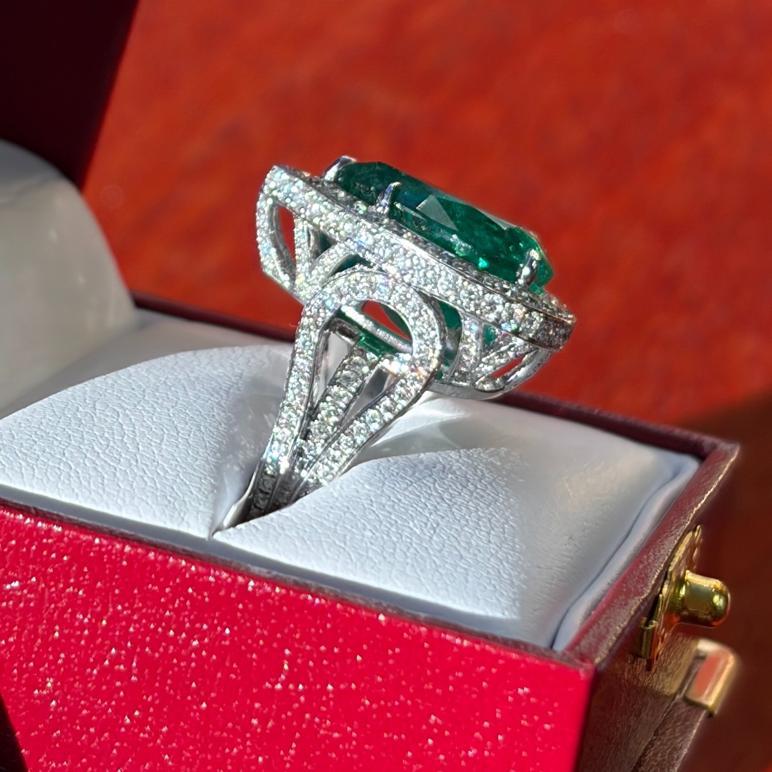 GIA CERTIFIED 6.97 CARAT EMERALD & DIAMOND 18K WHITE GOLD RING SIZE 6.25 – R9857