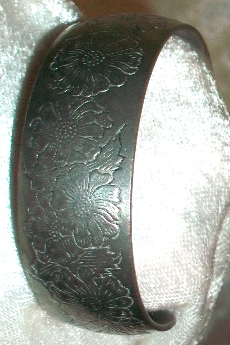 Vintage Leonard of Bolivia Hand Etched Genuine Pewter Aster Floral Cuff Bracelet