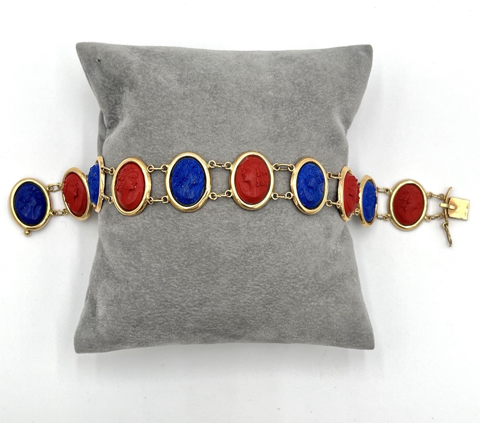 Vintage 14Kt Gold Cameo Coral and Lapis Lazuli Bracelet 19cm Handmade